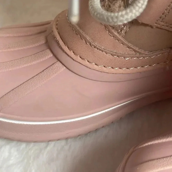 London Fog Youth Pink and Gray Tottenham Waterproof Faux Fur Size Boots -Size 12 - Picture 2 of 12